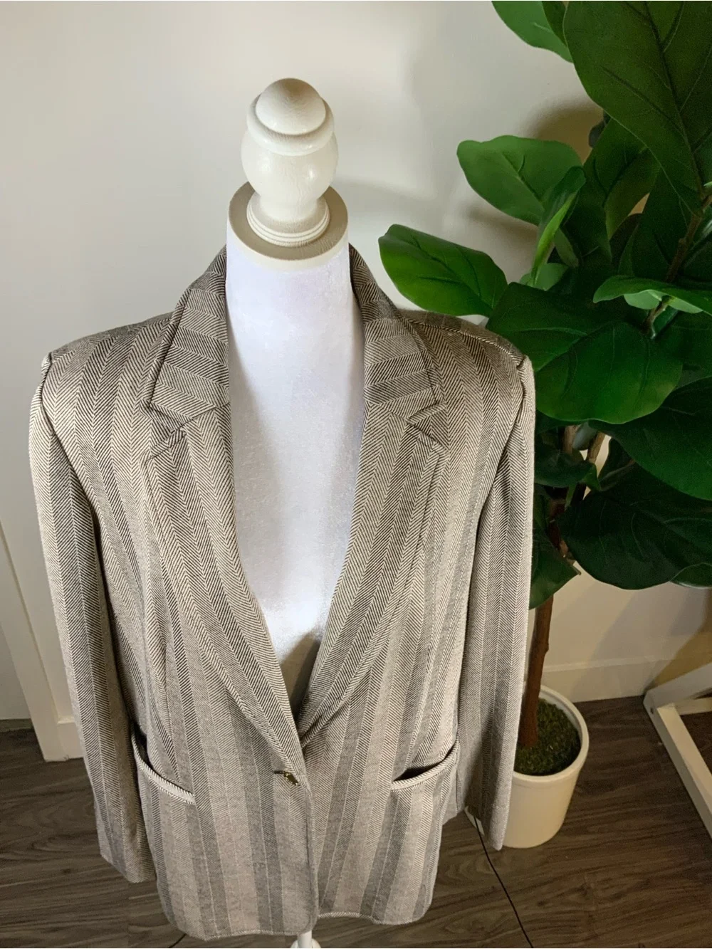 Anne Klein Taupe Striped Single-Button Blazer